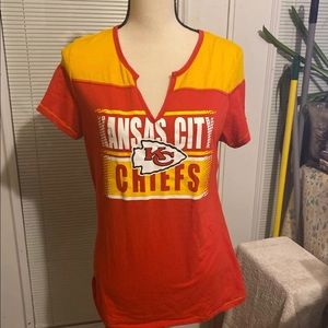 Large Kansas City Chiefs women’s tee shirt